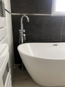 renovation salle de bains detail style industriel chic vue rapprochee